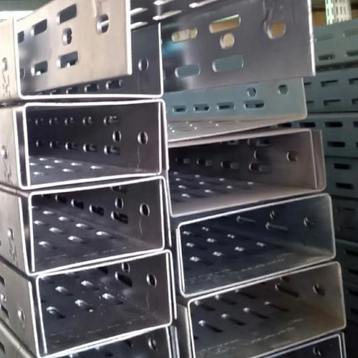 Cable Tray Tipe C HDG 50 X 50 X 2400 MM